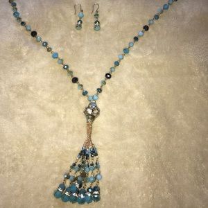 Beautiful blue crystal beaded tassel pendant set